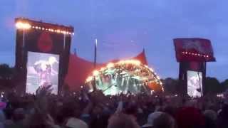 preview picture of video 'The Rolling Stones: Jumpin' Jack Flash (Live at Roskilde Festival 2014)'