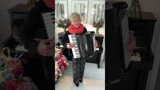 Denn im Wald da sind die Rauber - from Traditional