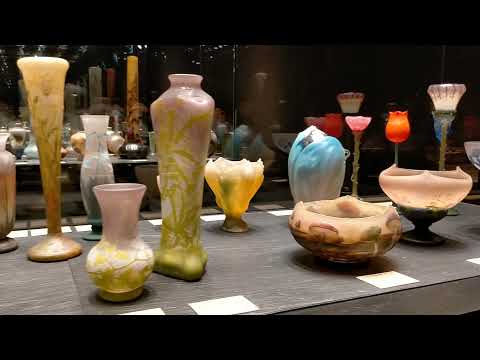 Collection of Daum Nancy - Musée des Beaux-Arts Nancy - www.antiques-emporium.com