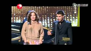 2013 Keanu Reeves & Karen Mok at Shanghai IFF present "Best Director"-Yuri Bykov with "Mayor"