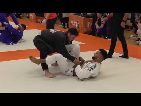 Akhil Bist vs Louis McGill  - Grappling Industries London 2020 - Brown Adult