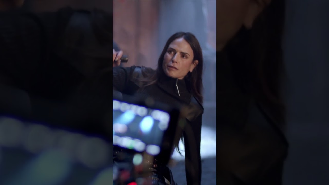 Olivia Holt and Jordana Brewster Discuss Their Stunt Sequence (Behind-the-Scenes)