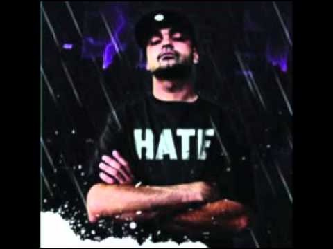 Foto di Gruppo/Me Against the World mashup - Bassi Maestro vs. Tupac Shakur