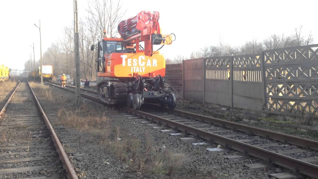 Tescar CR6 Railways project machine while working in Poland moving independently