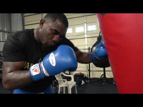 Carlos Adames MONSTER 16-0 14 KOs Now With Robert Garcia EsNews Boxing