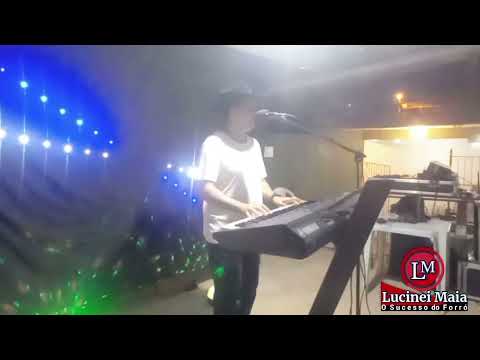 Lucinei Maia O Sucesso do Forró 🪗 ao vivo 🕺💃 No som do paredão • Forróboys