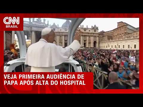 Papa Leão faz audiência no Vaticano oito dias após cirurgia no pulmão | BASTIDORES CNN