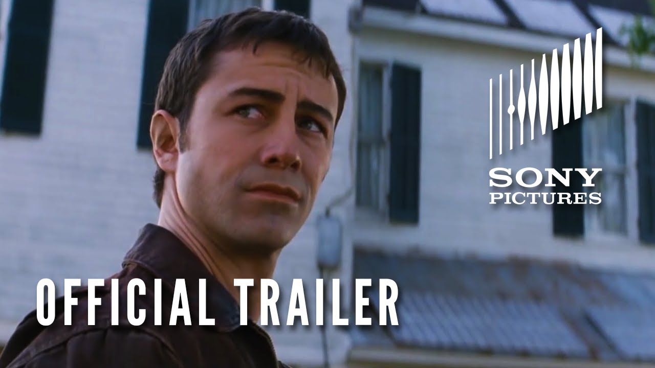 Movie Trailer:  Looper (2012)