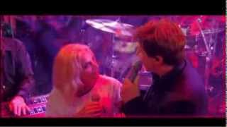 Jo Vally & Judith Hildebrandt - Liefde Houdt Ons Bij Elkaar (live)