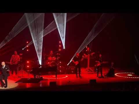 Elio Pace - Live In Birmingham Town Hall 2022