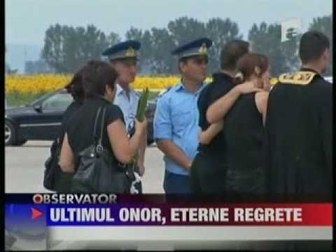 EROII DE LA TUZLA - Cei patru militari morţi la Tuzla au primit onorurile militare