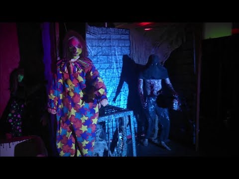 Visiting Screemers, Canada's Premier SCREAM Park! (My FINAL video!!)