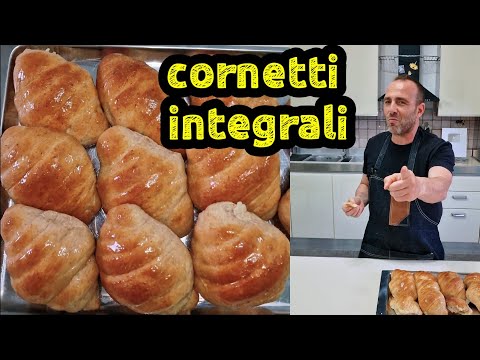 Cornetti integrali nuova ricetta Facile e veloce.Cornetti di farina integrale fatti in casa