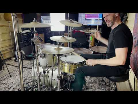 MAMMOTH WVH DON'T BACK DOWN  DRUM COVER BY JOSH MACINTOSH