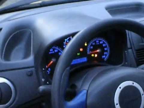 comment ouvrir le capot d'une fiat punto