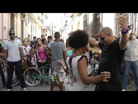 ISSAC DELGADO & GENTE DE ZONA - MAKING OF "Somos Cuba"