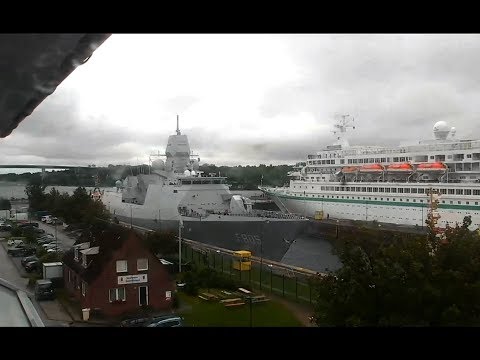 NATO ВМС Фрегат УРО Нидерландов HNLMS Evertsen F805 - сквозь шлюзы Кильского канала Full Video