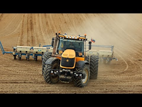 PD Dobrá Niva - Sejba kukurice 2017 - JCB Fastrac, New Holland