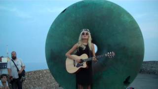 Nina Nesbitt - Just Before Goodbye - on Brighton beach 22/07/13