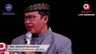 Download lagu Jawaban Berbeda UAS & Ustadz adi Hidayat saat ditanya Aa Gym.mp4 mp3
