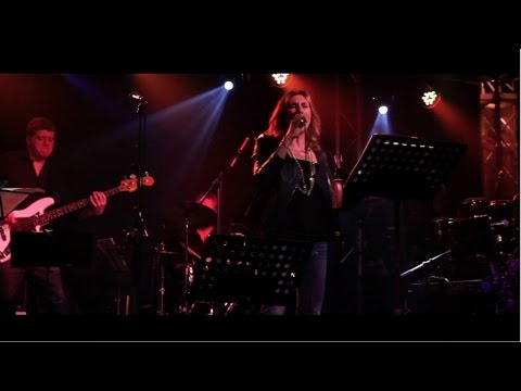 Papik  Ft. Erika Scherlin - Feel me