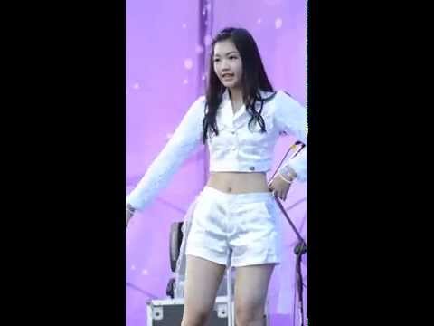 (Fancam)  Sandy - 78 Intend cover A-Pink @ สสส Central World 150530