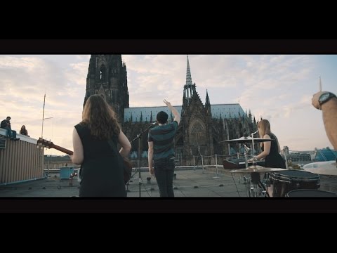 Und wieder Oktober - Könige der Stadt (Offizielles Video)