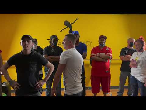 Relkys vs Gr80 ( The Unexpected Rap Battle League )