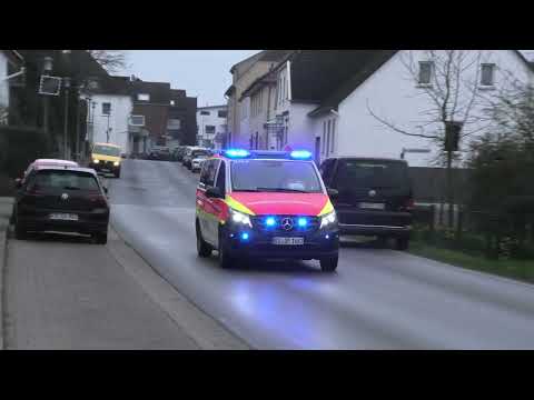 [Einsatzfahrten zu VU] RTW 2 und NEF der DRK Rettungswache Ostercappeln