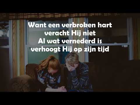 Opwekking met tekst 411 Geprezen zij de Heer (versie 1)