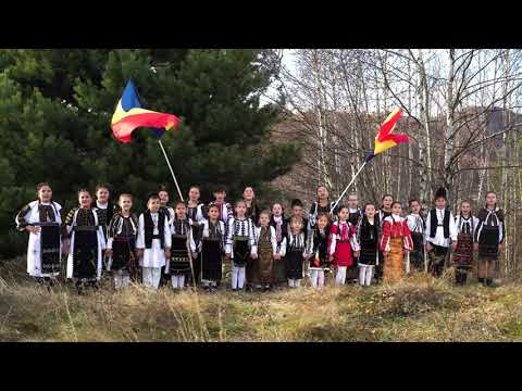 Grupul Vocal ,,Bujorei de munte ''-Coordonator. Adelina Zamfir 1DECEMBRIE