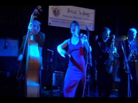 (Mama) He Treats Your Daughter Mean - Torello's Jive Bugs @ The Jukebox Live