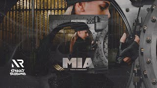 Mía Music Video