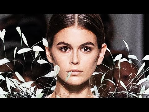 GIVENCHY - FALL WINTER 2019 / 20 - HAUTE COUTURE