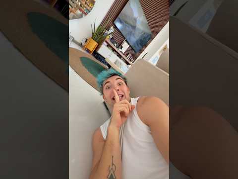 Pato me ODIA por asustarlo de esta forma…😂😱👻