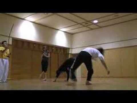 サークル紹介「CAPOEIRA NARAHARI.Jr.」