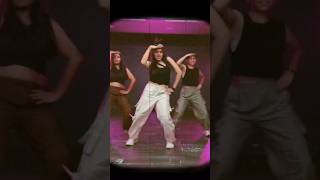 Dil Luteya Feat. Apache Indian song girl dance ...