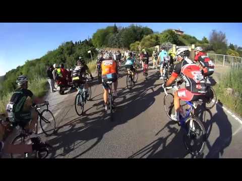 Nove Colli 2016. Ingorgo in salita.