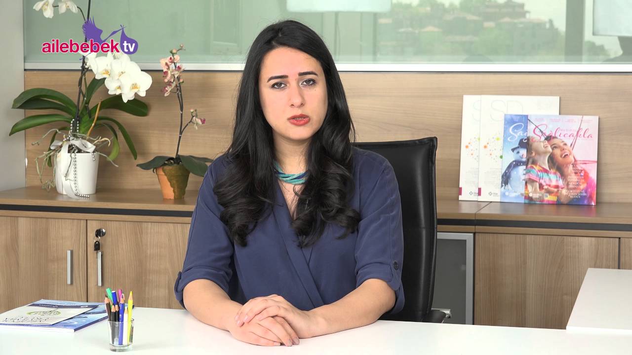 Erkek çocukların pipisiyle oynaması normal mi?