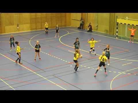 F10 Rosa Kärra HF Svart - Önnereds HK Vit Del 2