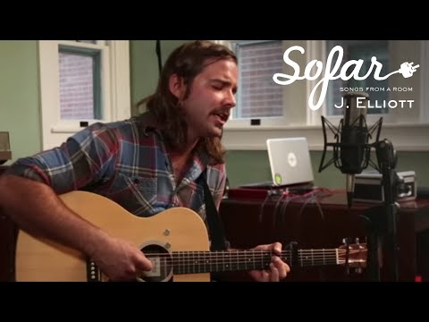 J. Elliott - She's an Outlaw | Sofar Indianapolis