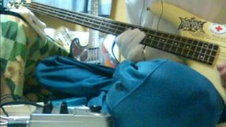 【Dir en grey】　ZOMBOID　　4弦ベロンベロンベース（たしか3音下げ）