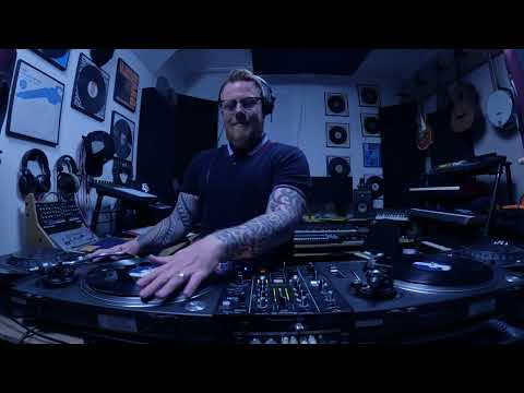 Volume 5 - All Vinyl Old Skool House Classics: Timeless Grooves of Our Generation🎧🔥