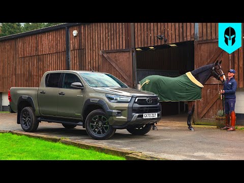 2021 Toyota Hilux Invincible X Walkaround