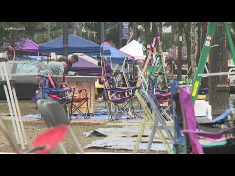 download lagu mp3 mp4 Mardi Gras Parade Viewing, download lagu Mardi Gras Parade Viewing gratis, unduh video klip Mardi Gras Parade Viewing