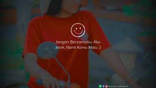 Download lagu Cewek cantik dengan motor c70 mp3