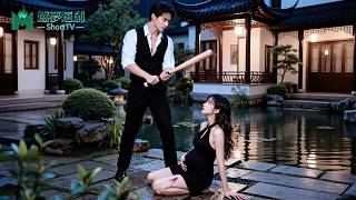 總裁懷疑妻子出軌罰她在雨中長跪證明清白，還打斷她的腿逼她認錯，愛意消散妻子果斷提出離婚，看著她上了竹馬的車離開，總裁終於慌了！| 流产后弃渣男，何小姐再也不回头 #追妻火葬場 #霸总 #爱情 #短剧