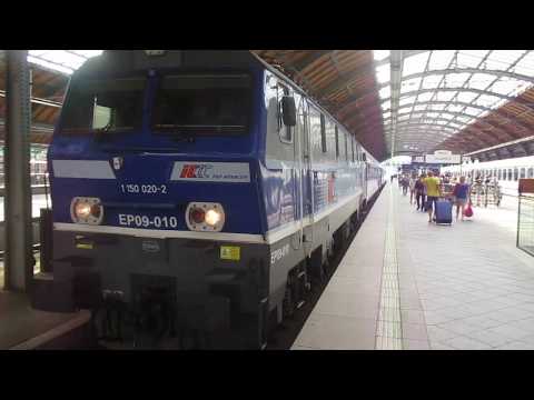 EP09-010 (EU: 150 020-2) z EiC 6150 "ŚNiEŻKA" (SZK.POR.GÓR.-WAWA.WSCH.) - start z WR.GŁ.