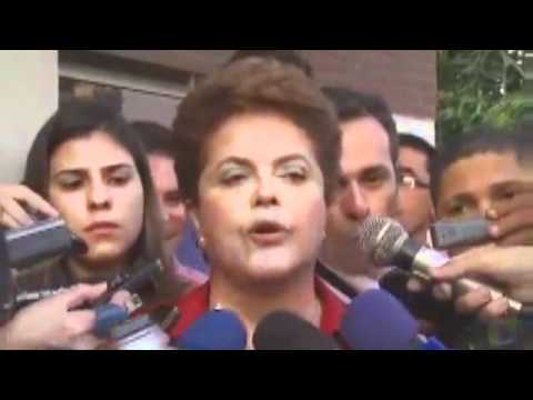 Jornalista do Piauí pergunta se Dilma Rousseff é homossexual