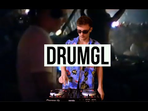 TOASTED - GREEN SCREEN SESSION 03